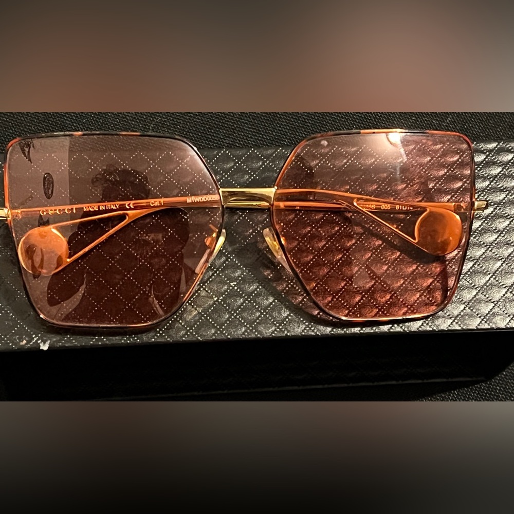 Authentic Gucci sunglasses